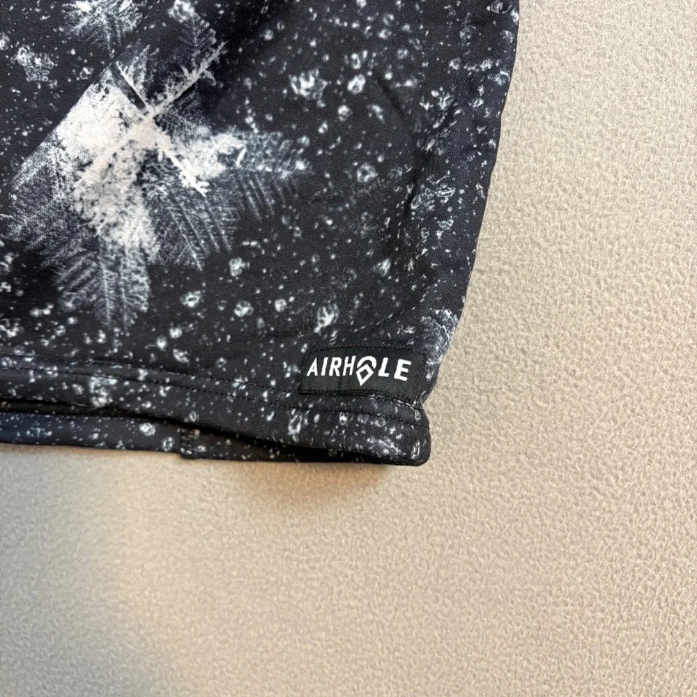 Airhole Facemask Bundle of 2 Men ML Snowy Pine Bandana & Snowflake Neck Gaiter